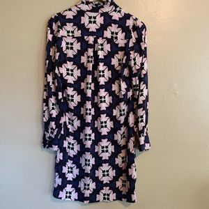 Diane Von Furstenberg Dresses - Diane von Furstenberg • Silk Floral Shift Dress •6 Diane Von Furstenberg Dresses - Diane von Furstenberg • Silk Floral Shift Dress •6
